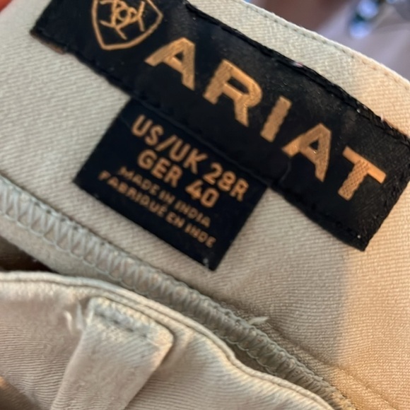Ariat Equestrian Riding Pants Breeches Knee Patch Size 28 Cropped - Picture 8 of 12